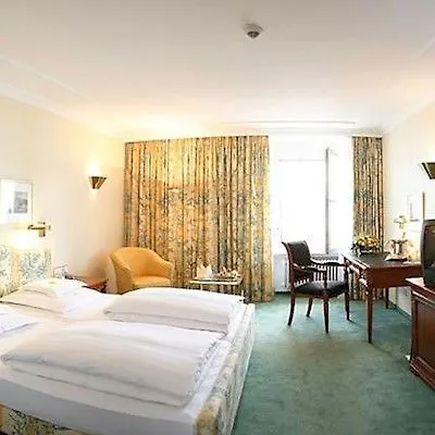 Hotel Bayerischer Hof 5*