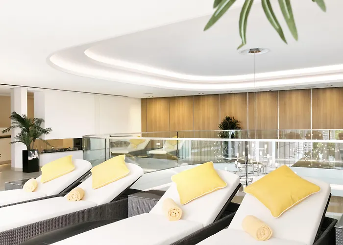 Bayerischer Hof Hotel 5*