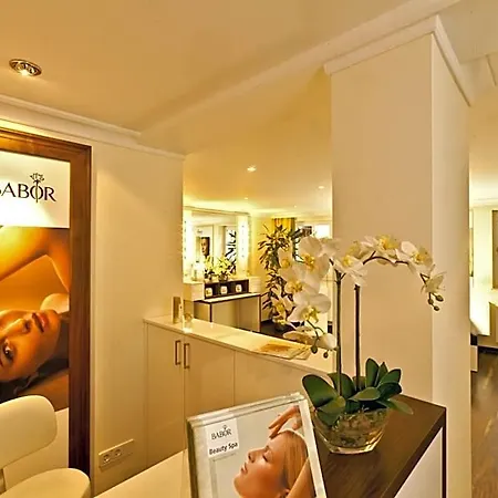 Bayerischer Hof Hotel