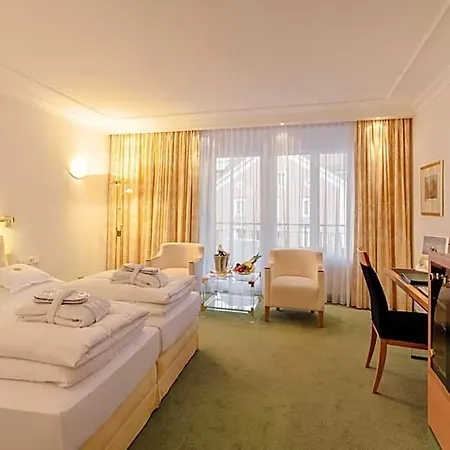 Bayerischer Hof 5*
