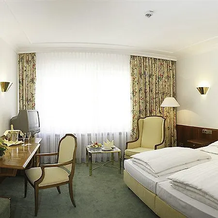 Hotell Bayerischer Hof 5*