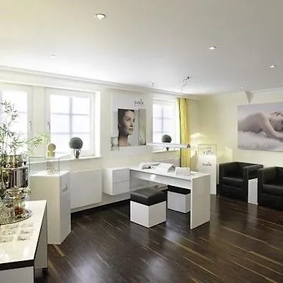 拜耶里斯彻酒店 5*